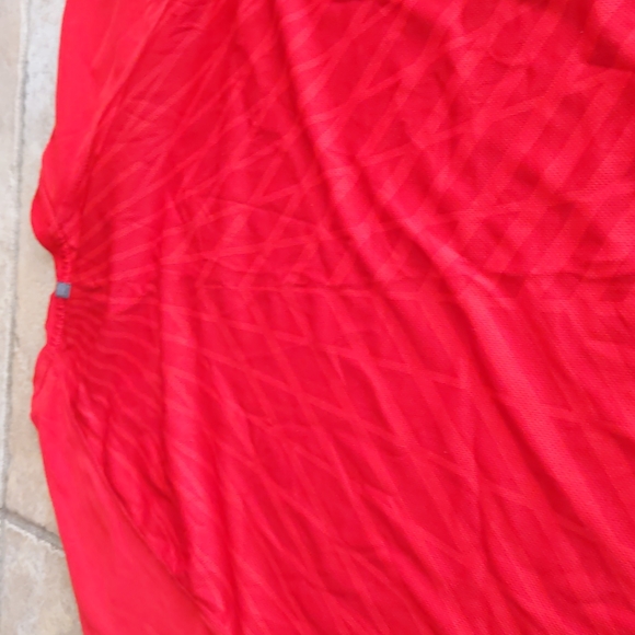 Nike Dri-Fit Top - Picture 4 of 4